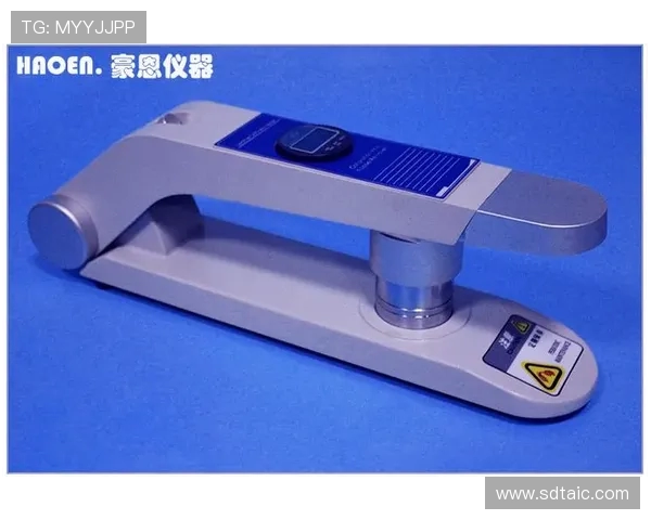 国际羽联发球高度测量仪的精确度检定赛